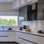 Gf Luxury With Indoor Pool -afytos فيلة