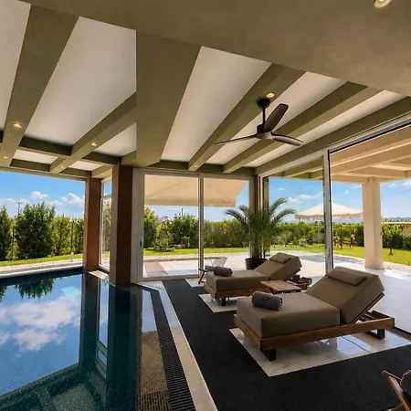 Vilă Gf Luxury With Indoor Pool -afytos