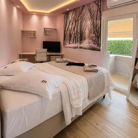 Gf Luxury With Indoor Pool -afytos Vilă