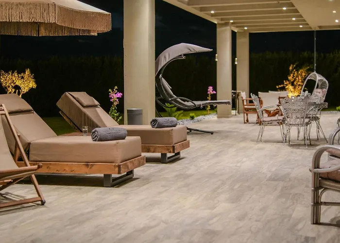 빌라 Gf Luxury With Indoor Pool -afytos