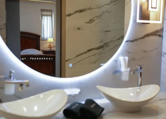 Gf Luxury With Indoor Pool -afytos 빌라 아피토스