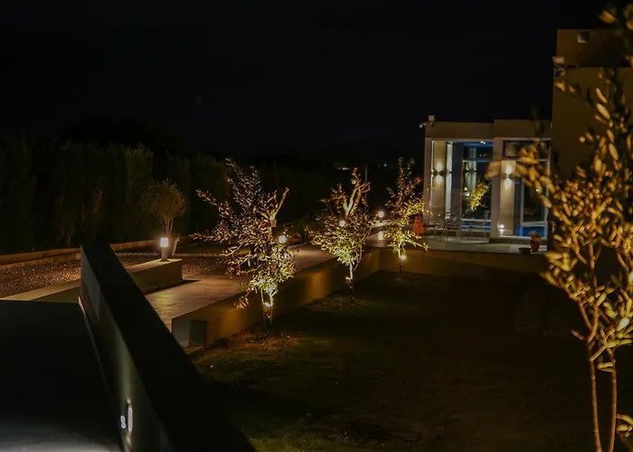 Вилла Gf Luxury With Indoor Pool -afytos Афитос