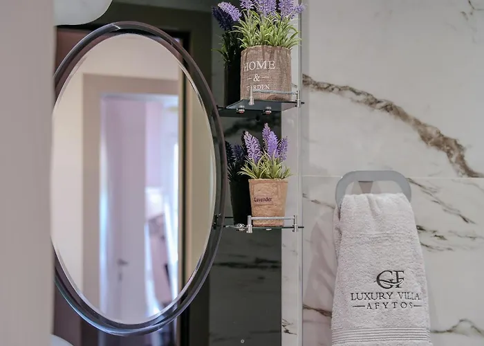 Gf Luxury With Indoor Pool -afytos Вилла *